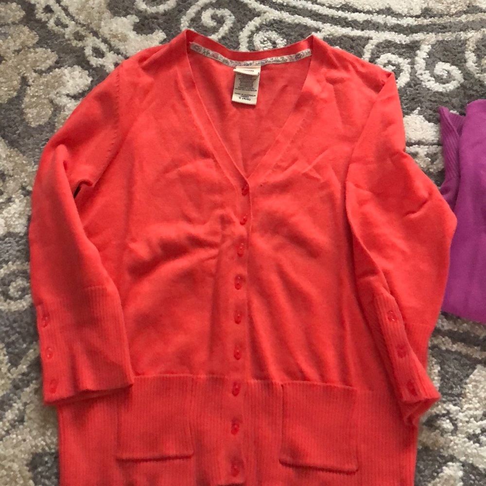 3 Cardigans - Picture 2 of 4